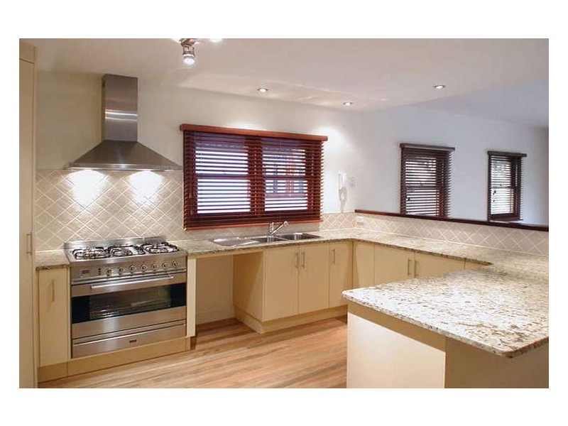 39 Gaunt Street, Newmarket QLD 4051