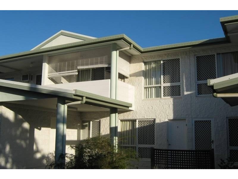 Unit 3/17 Rose Street, North Ward QLD 4810