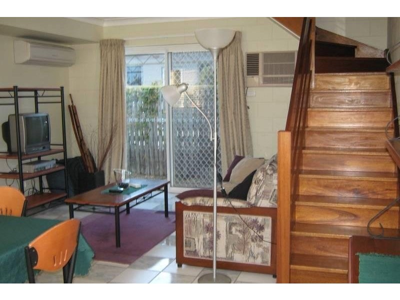 Unit 3/17 Rose Street, North Ward QLD 4810