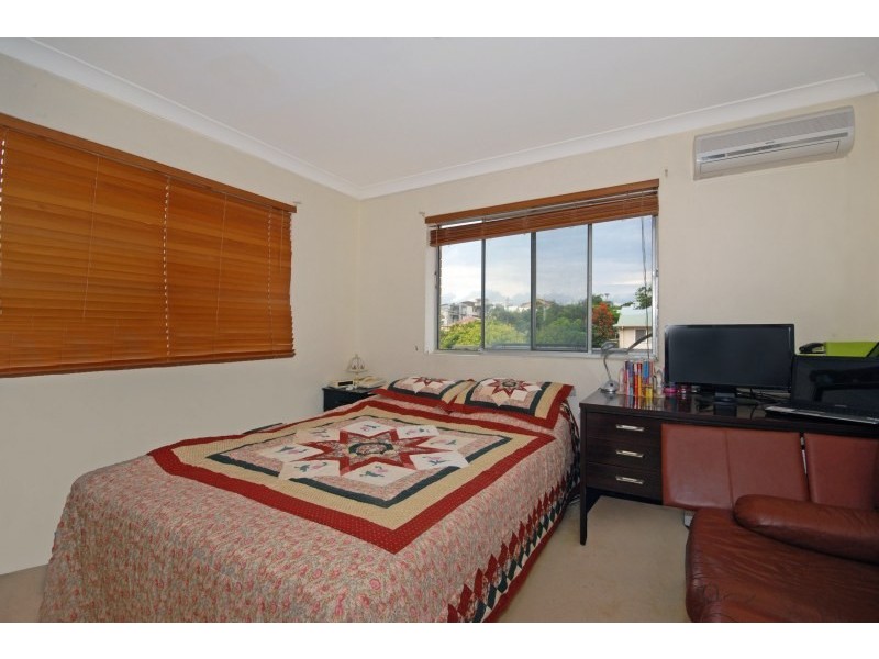 Unit 4/27 Melton Road, Nundah QLD 4012