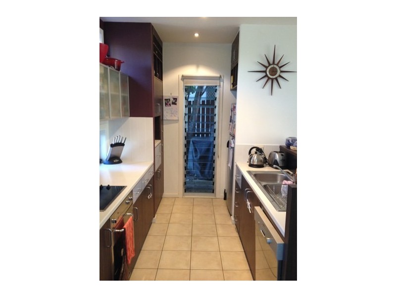 Unit 3/57 Shakespeare Street, Coorparoo QLD 4151