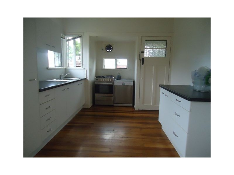 62 Davies Road, Ashgrove QLD 4060