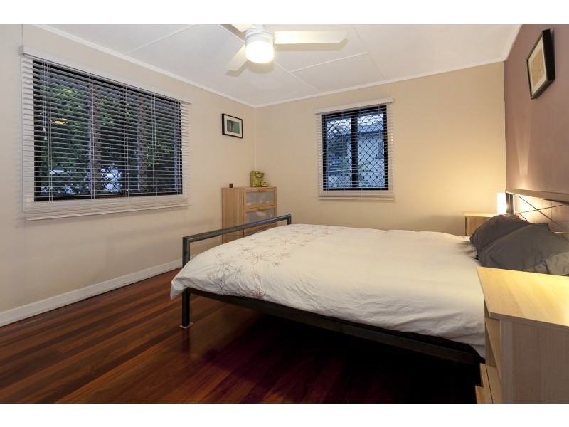 59 Russell Street, Everton Park QLD 4053