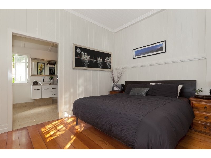 15 Grafton Street, Windsor QLD 4030