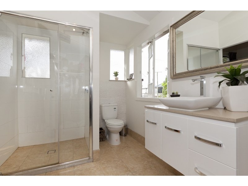 15 Grafton Street, Windsor QLD 4030