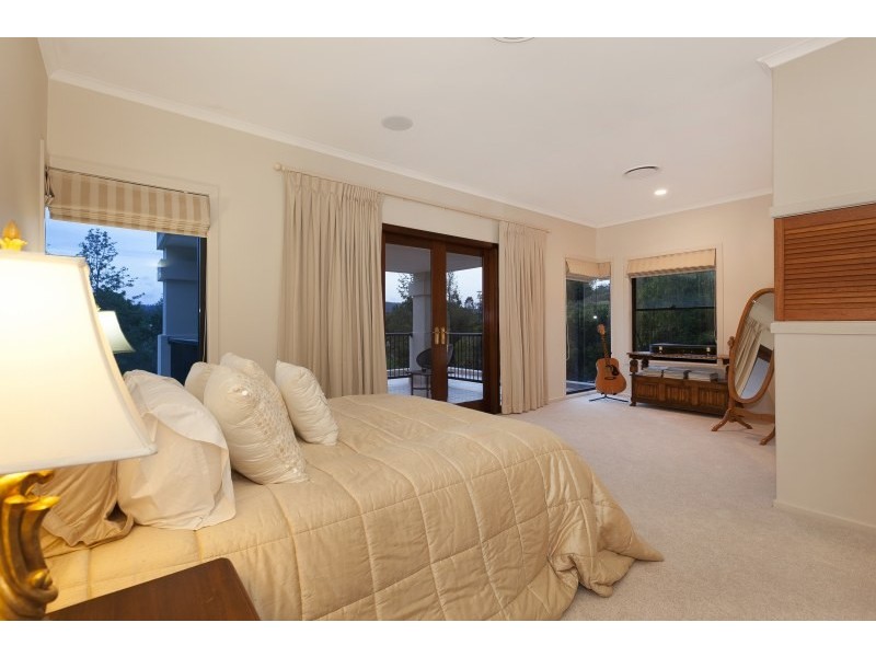 7 Foothill Place, The Gap QLD 4061