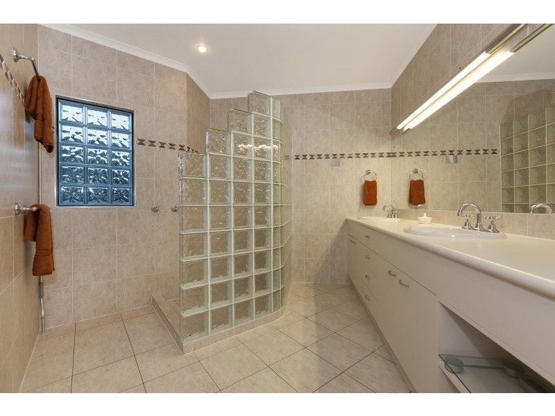 7 Foothill Place, The Gap QLD 4061