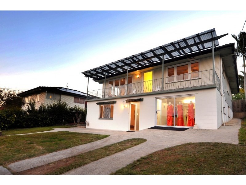 14 Maundrell Terrace, Chermside West QLD 4032