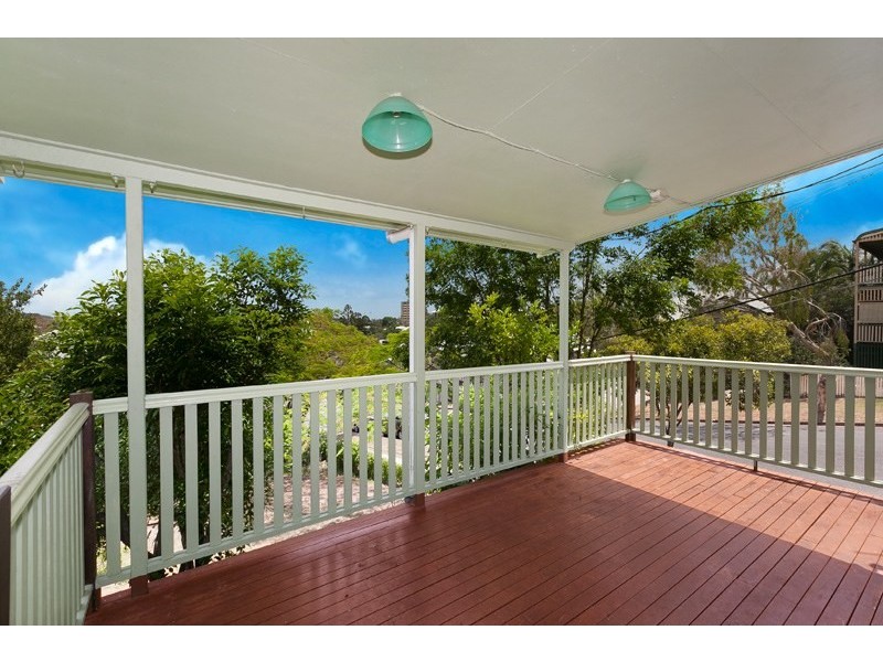 41 Agnew Street, Norman Park QLD 4170