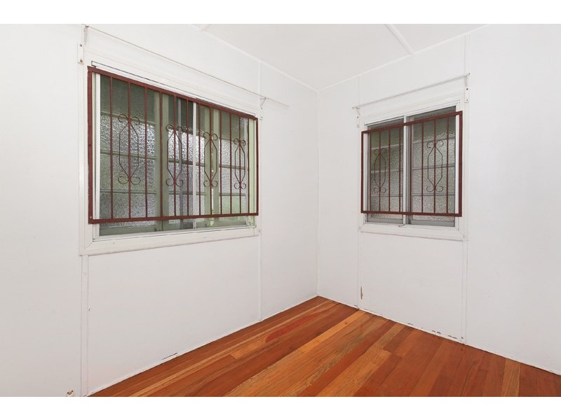 41 Agnew Street, Norman Park QLD 4170