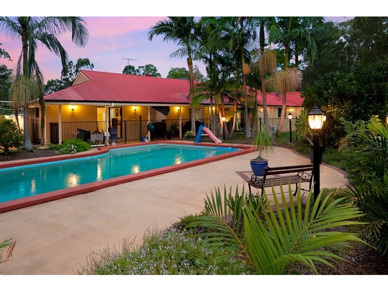 12 Endell Street, Bridgeman Downs QLD 4035