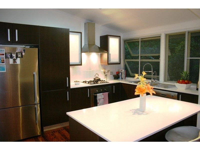 8 Leyton Street, Grange QLD 4051