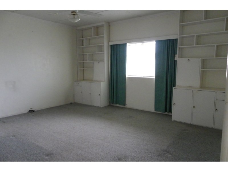 24 Glossop Street, Brassall QLD 4305