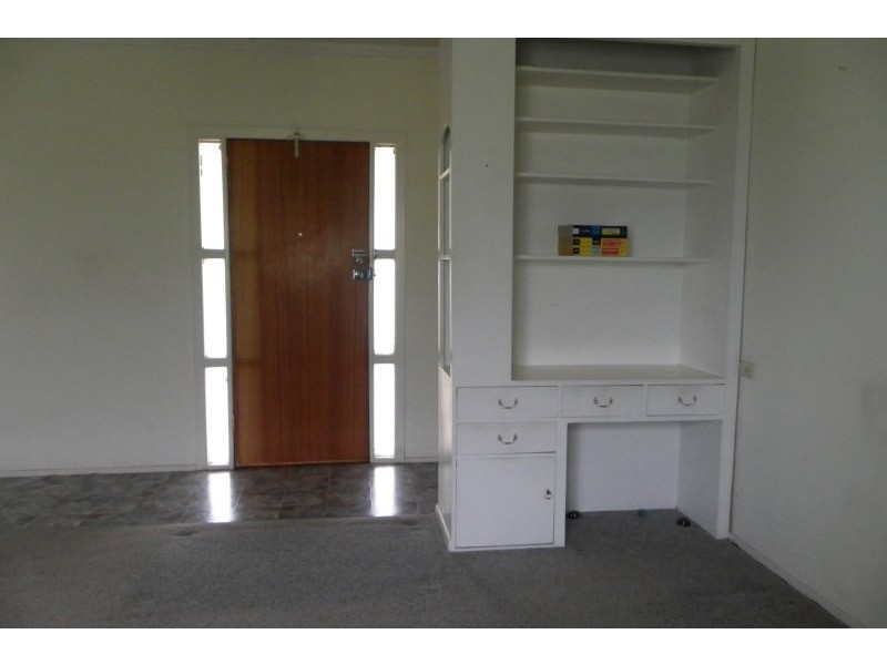 24 Glossop Street, Brassall QLD 4305