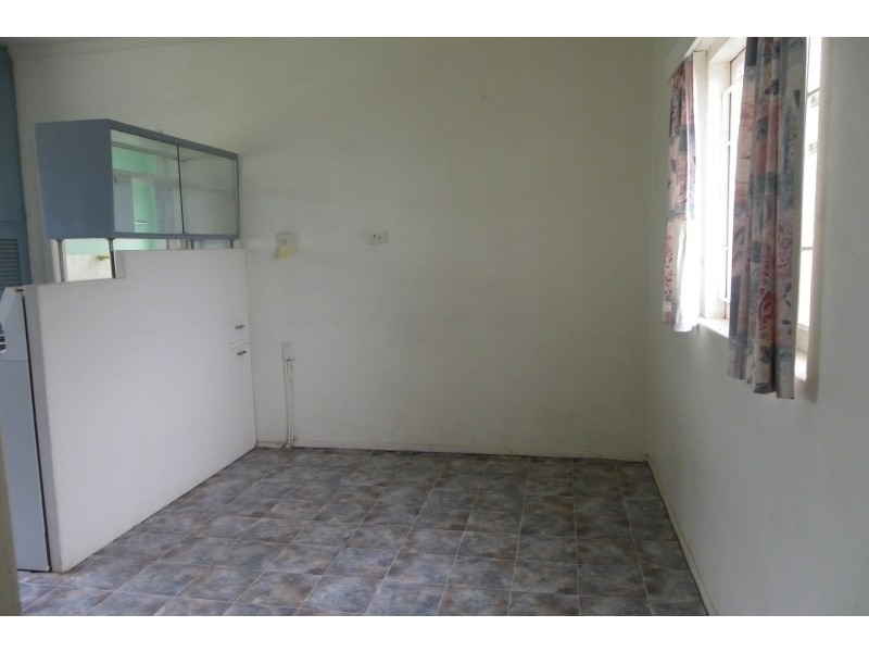 24 Glossop Street, Brassall QLD 4305