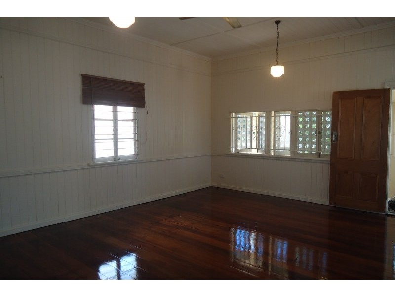 22 Quinn Street, Toowong QLD 4066