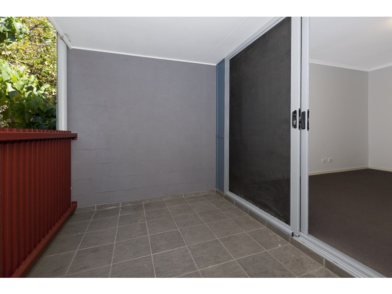Unit 4/126 Turner Street, Scarborough QLD 4020