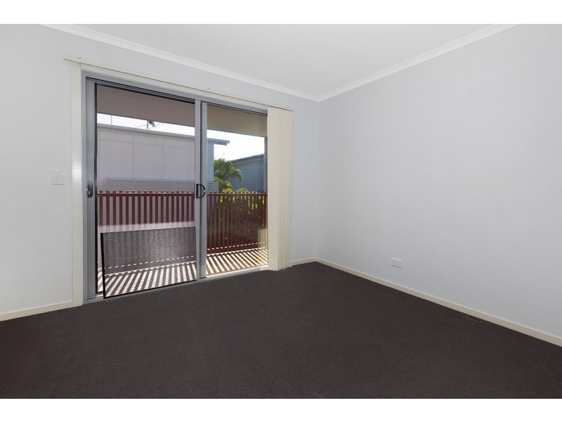 Unit 4/126 Turner Street, Scarborough QLD 4020