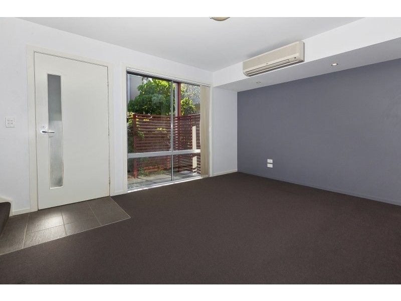 Unit 4/126 Turner Street, Scarborough QLD 4020