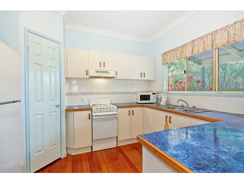 39 Riversleigh Road, Bellbowrie QLD 4070