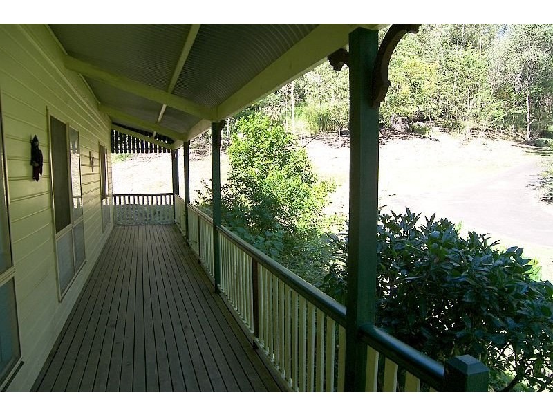 39 Riversleigh Road, Bellbowrie QLD 4070