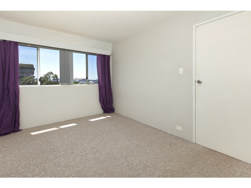 Unit 9/179 Kennigo Street, Spring Hill QLD 4000