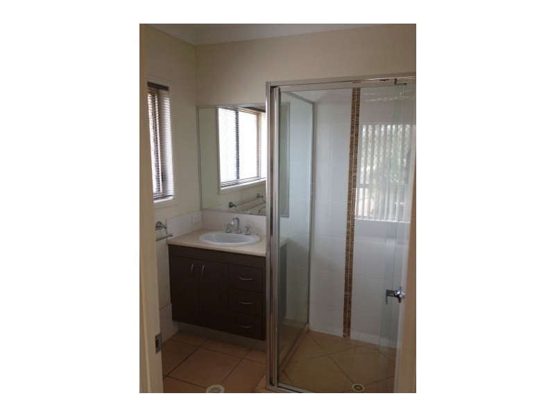 15 Horizon Drive, Springfield Lakes QLD 4300