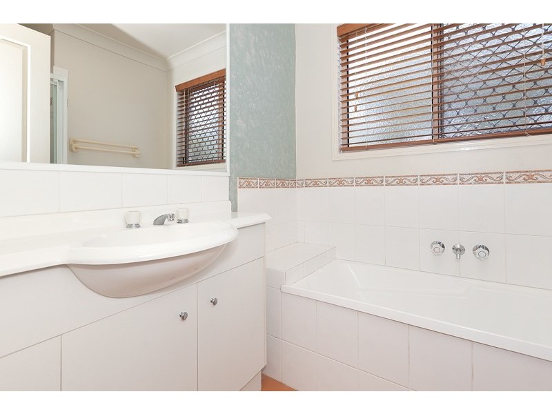 1 Loreto Close, Boondall QLD 4034