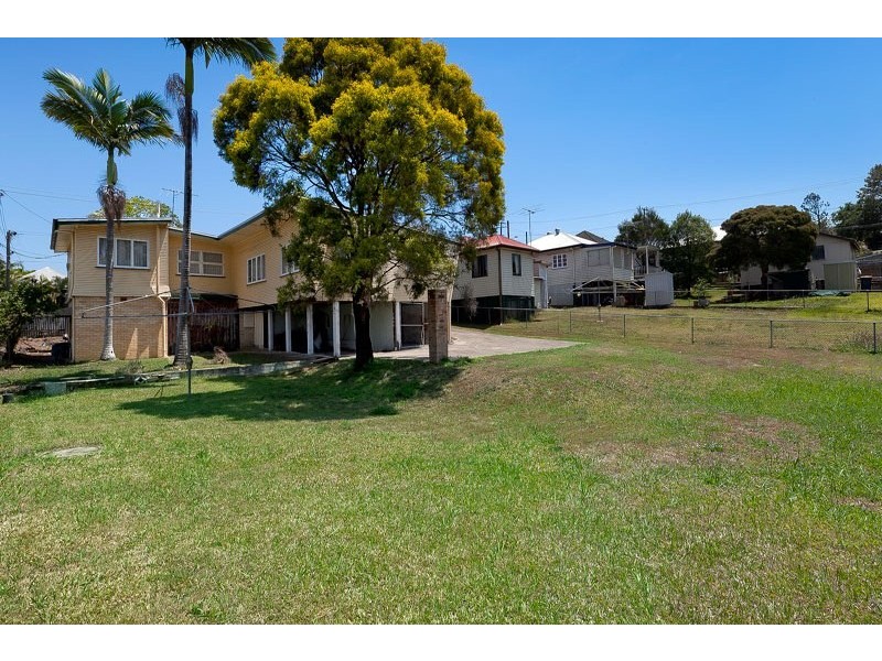 52 Stanley Road, Camp Hill QLD 4152