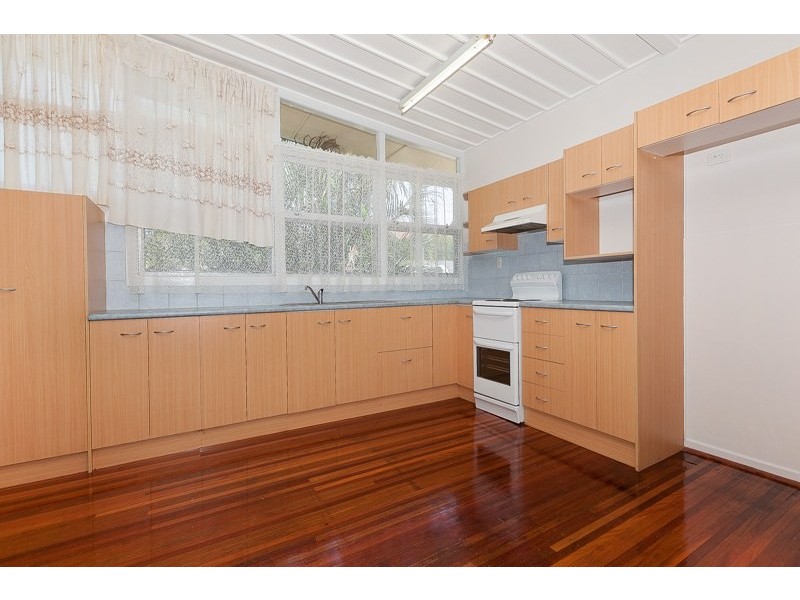 52 Stanley Road, Camp Hill QLD 4152