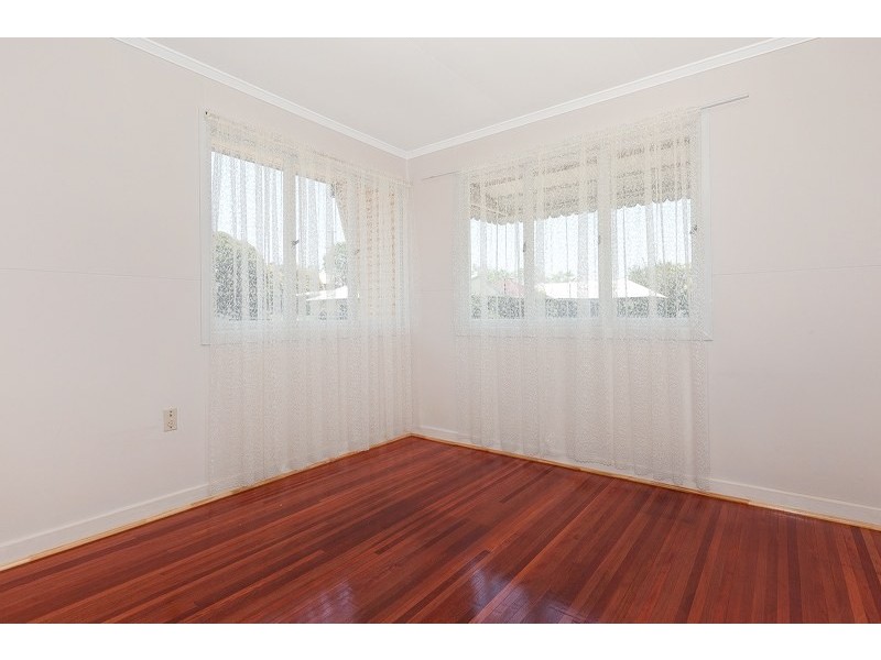 52 Stanley Road, Camp Hill QLD 4152