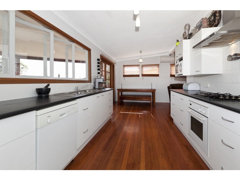 32 Parkmore Street, Boondall QLD 4034