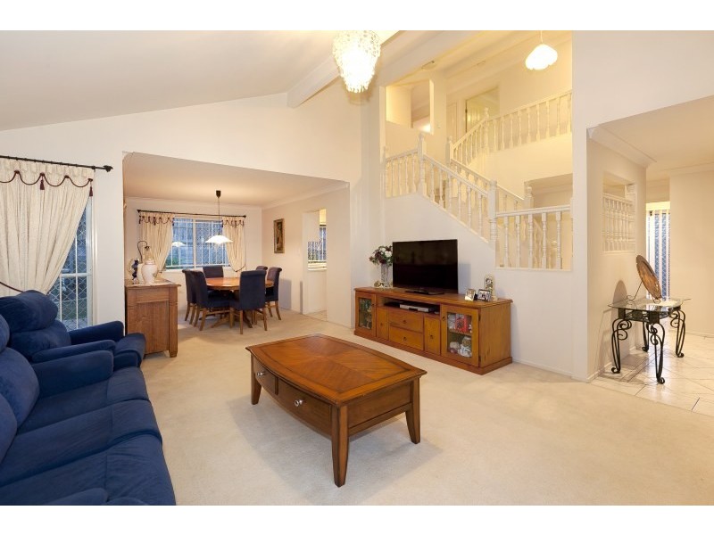 72 Streisand Drive, Mcdowall QLD 4053