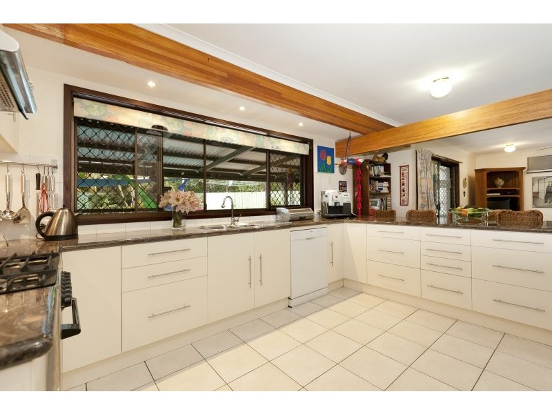 3 Conebush Crescent, Bellbowrie QLD 4070