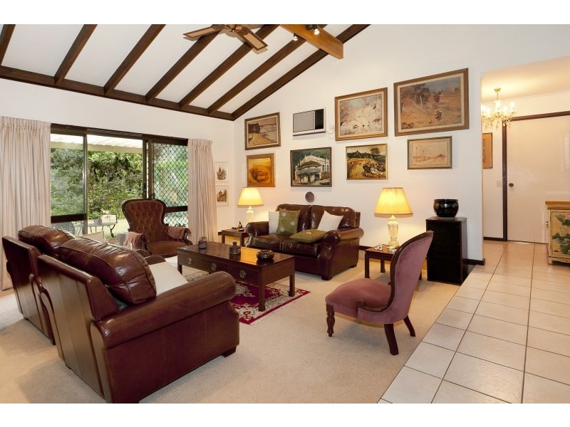 3 Conebush Crescent, Bellbowrie QLD 4070