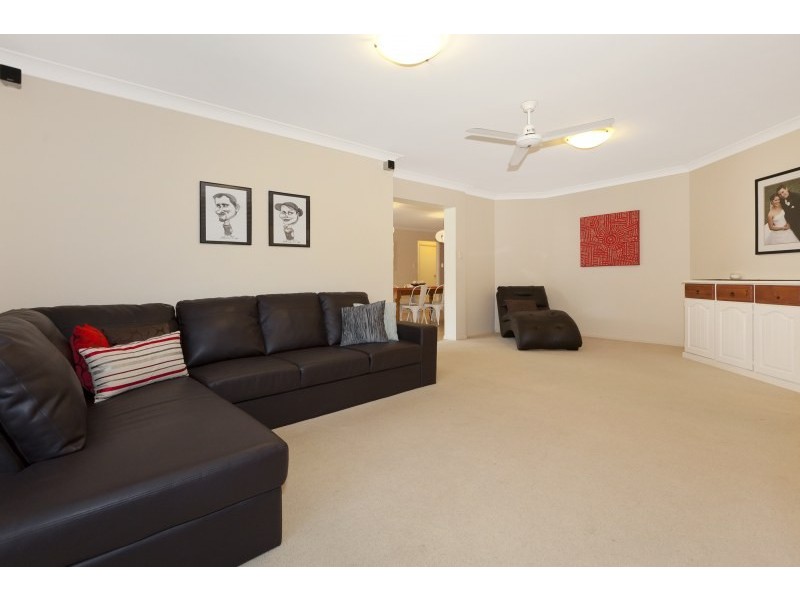 25 Yaggera Place, Bellbowrie QLD 4070
