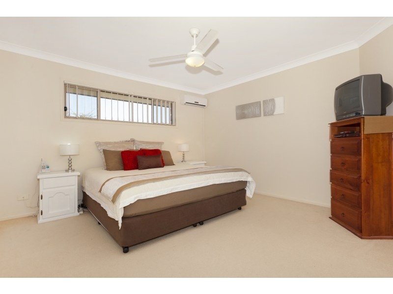 25 Yaggera Place, Bellbowrie QLD 4070