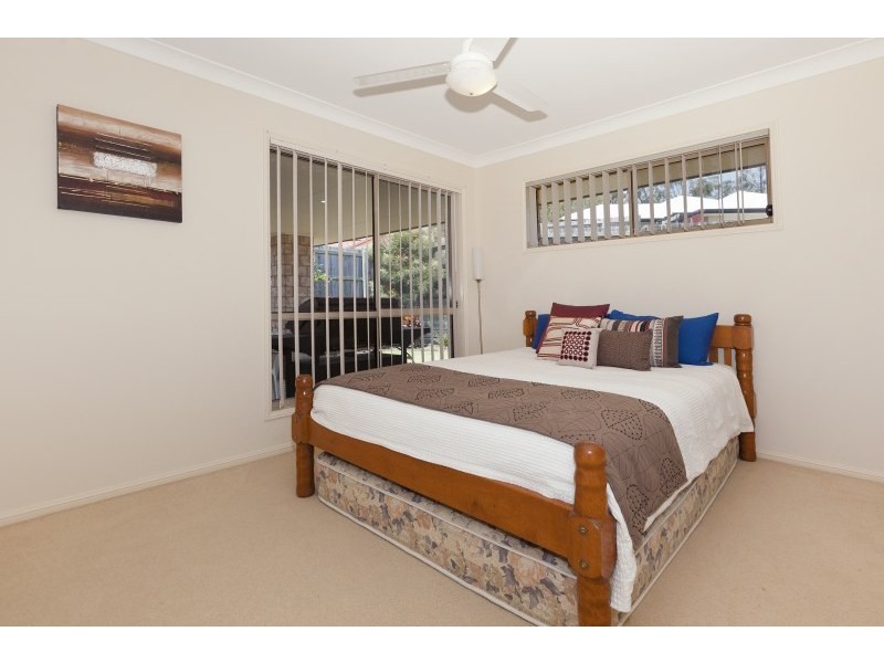 25 Yaggera Place, Bellbowrie QLD 4070