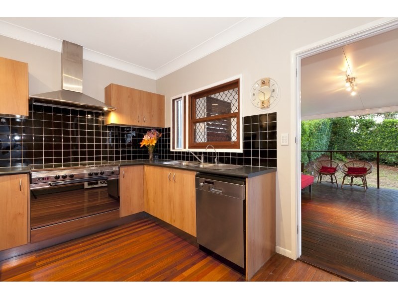 7 Effie Street, Bardon QLD 4065