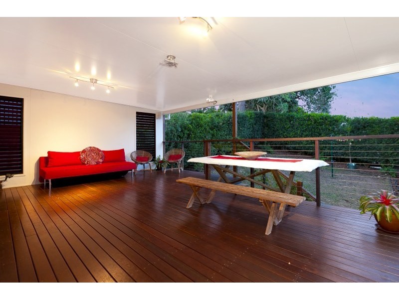 7 Effie Street, Bardon QLD 4065