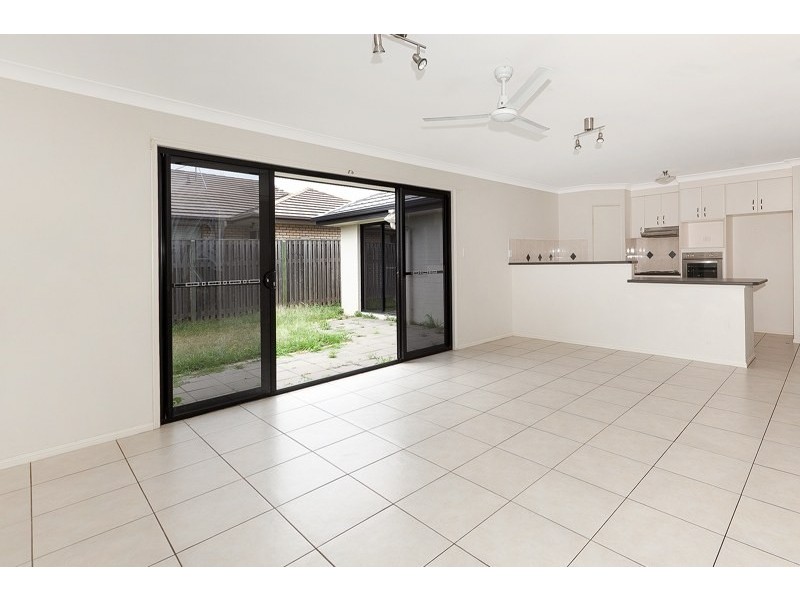 7 Tait Avenue, Redbank Plains QLD 4301