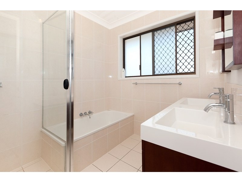 12 Flintstone Street, Sunnybank Hills QLD 4109