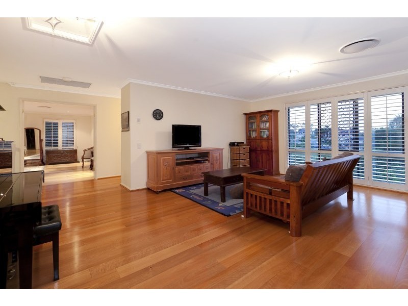 21 Bening Place, Mcdowall QLD 4053