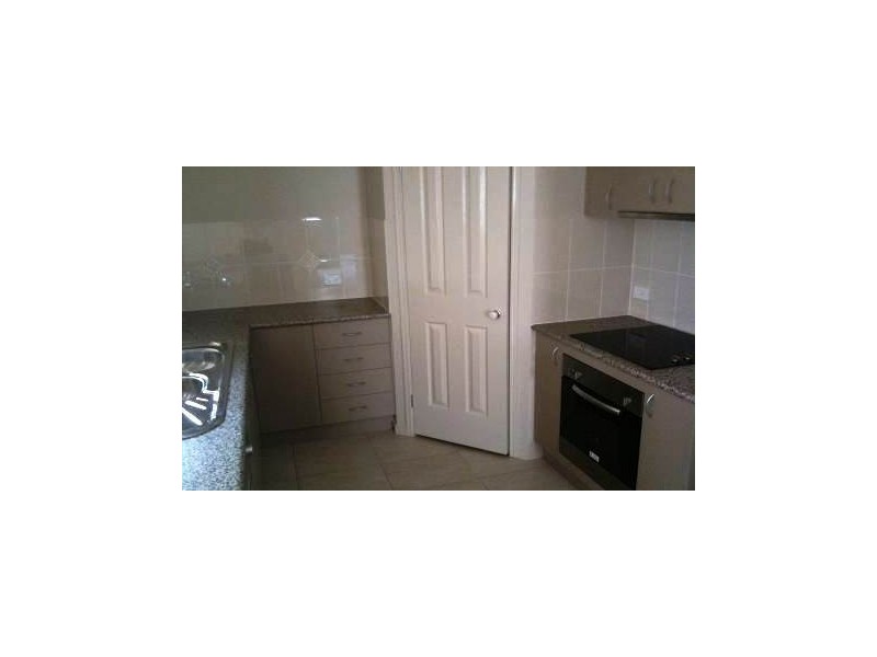 8 Oak Leaf Street, Springfield Lakes QLD 4300