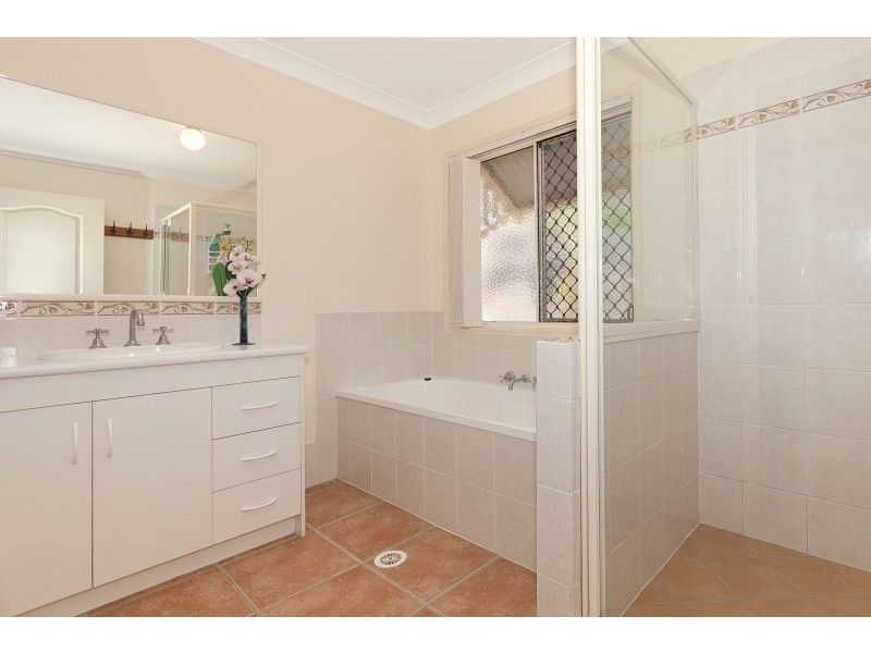 19 Greenwood Close, Moggill QLD 4070