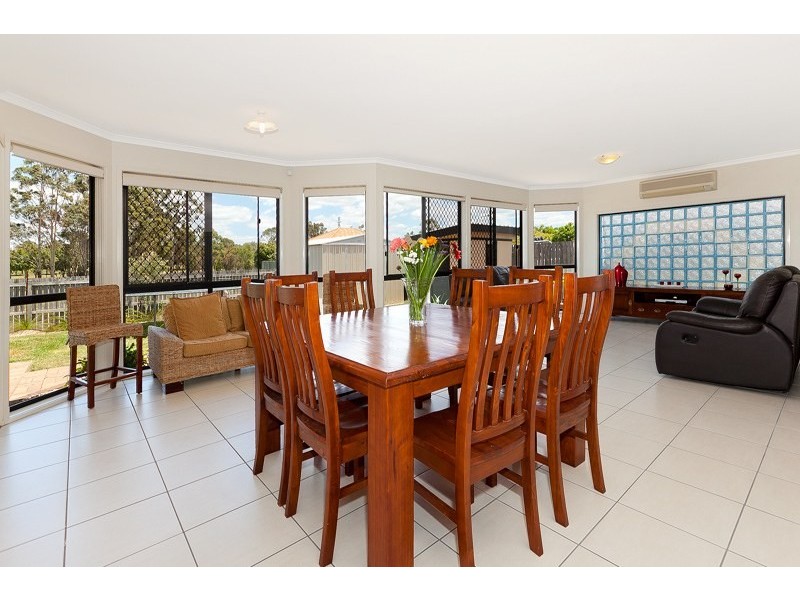 2 Melvina Place, Bracken Ridge QLD 4017