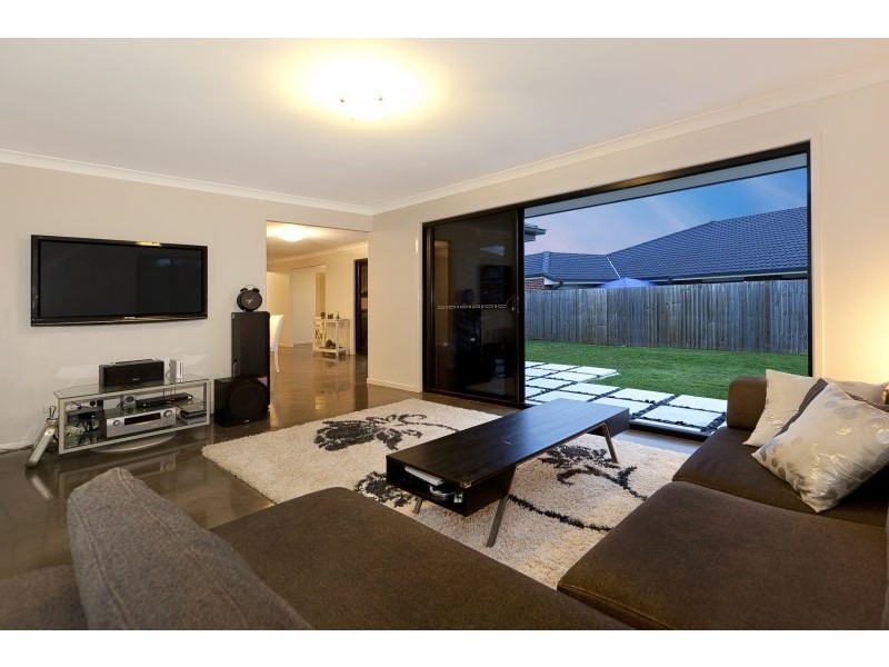 59 Paperbark Circuit, Moggill QLD 4070