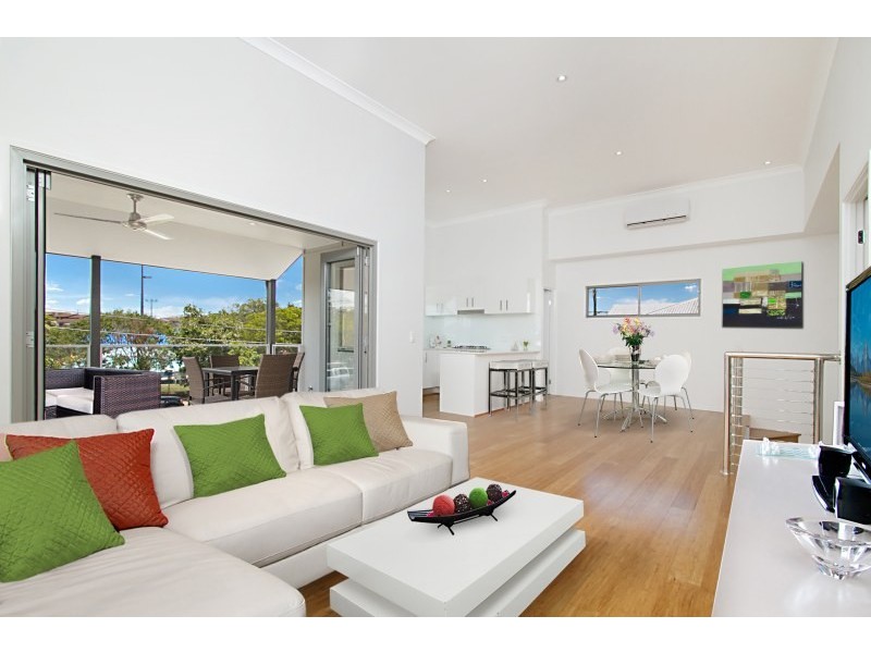 22 Panitya Street, Greenslopes QLD 4120