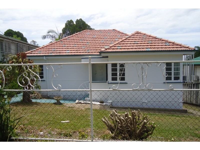 24 Pelham Street, Coorparoo QLD 4151