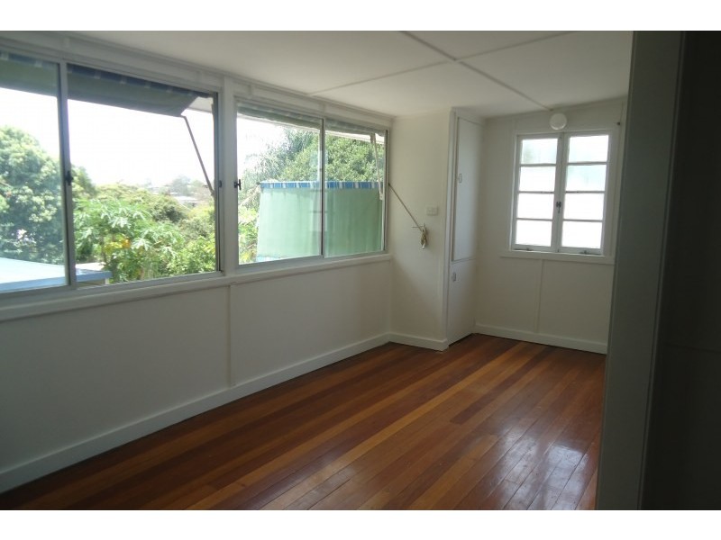 24 Pelham Street, Coorparoo QLD 4151